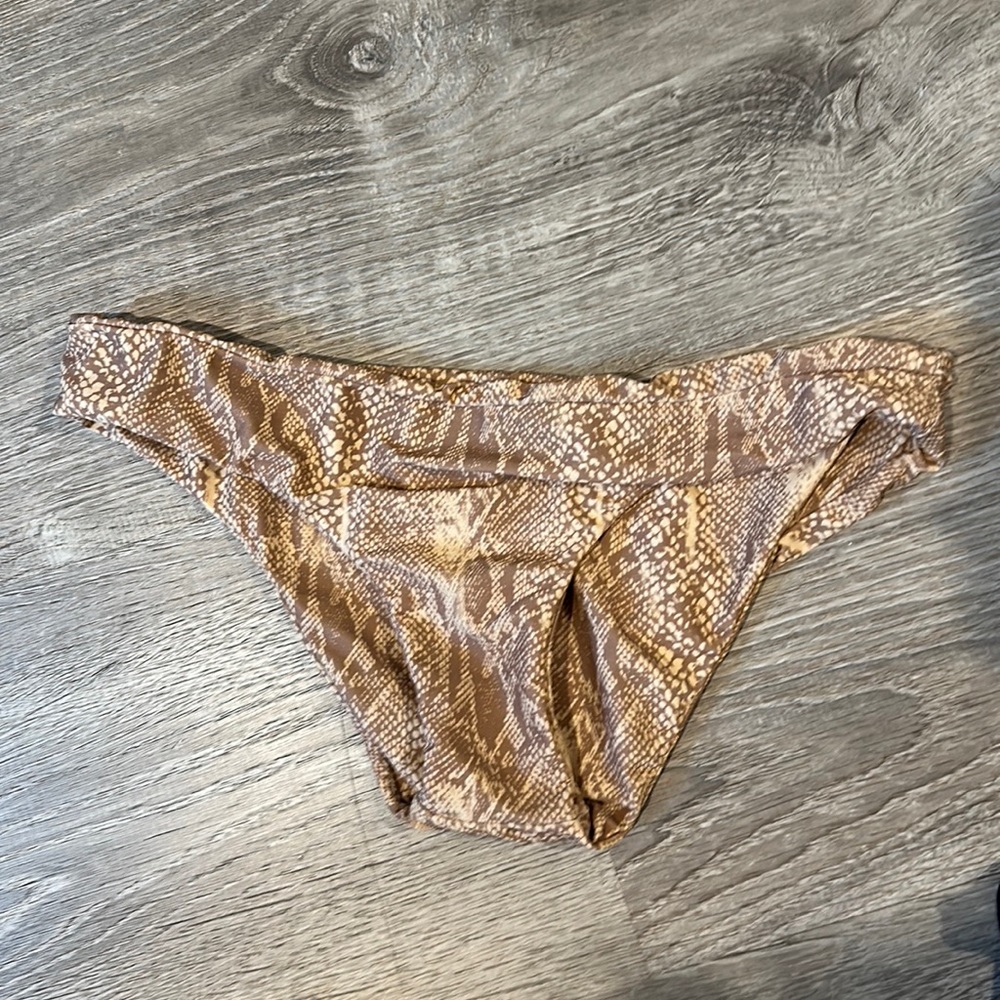 Tori prayer bikini bottoms snake small